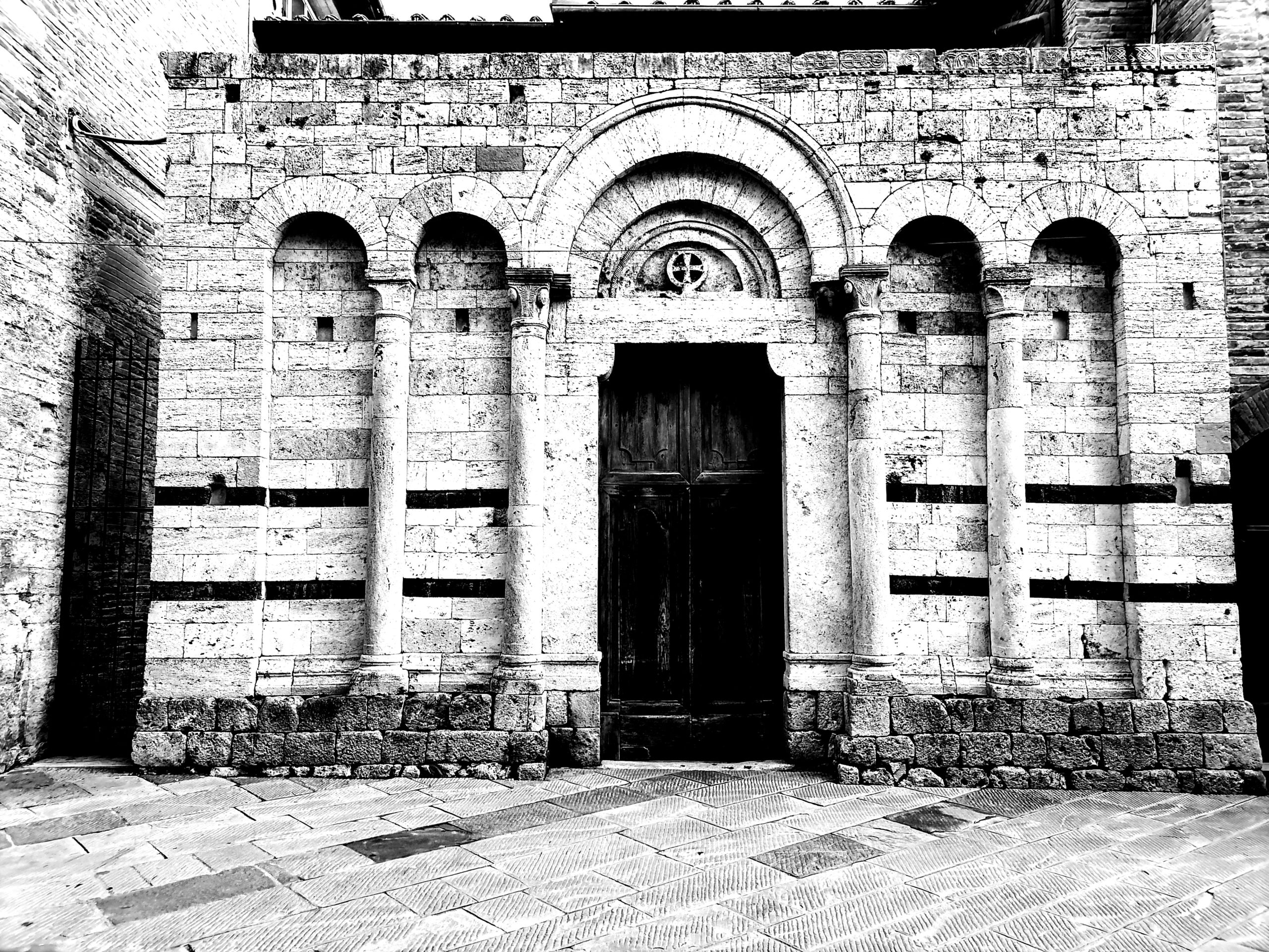 Fasada romanska San Gimignano