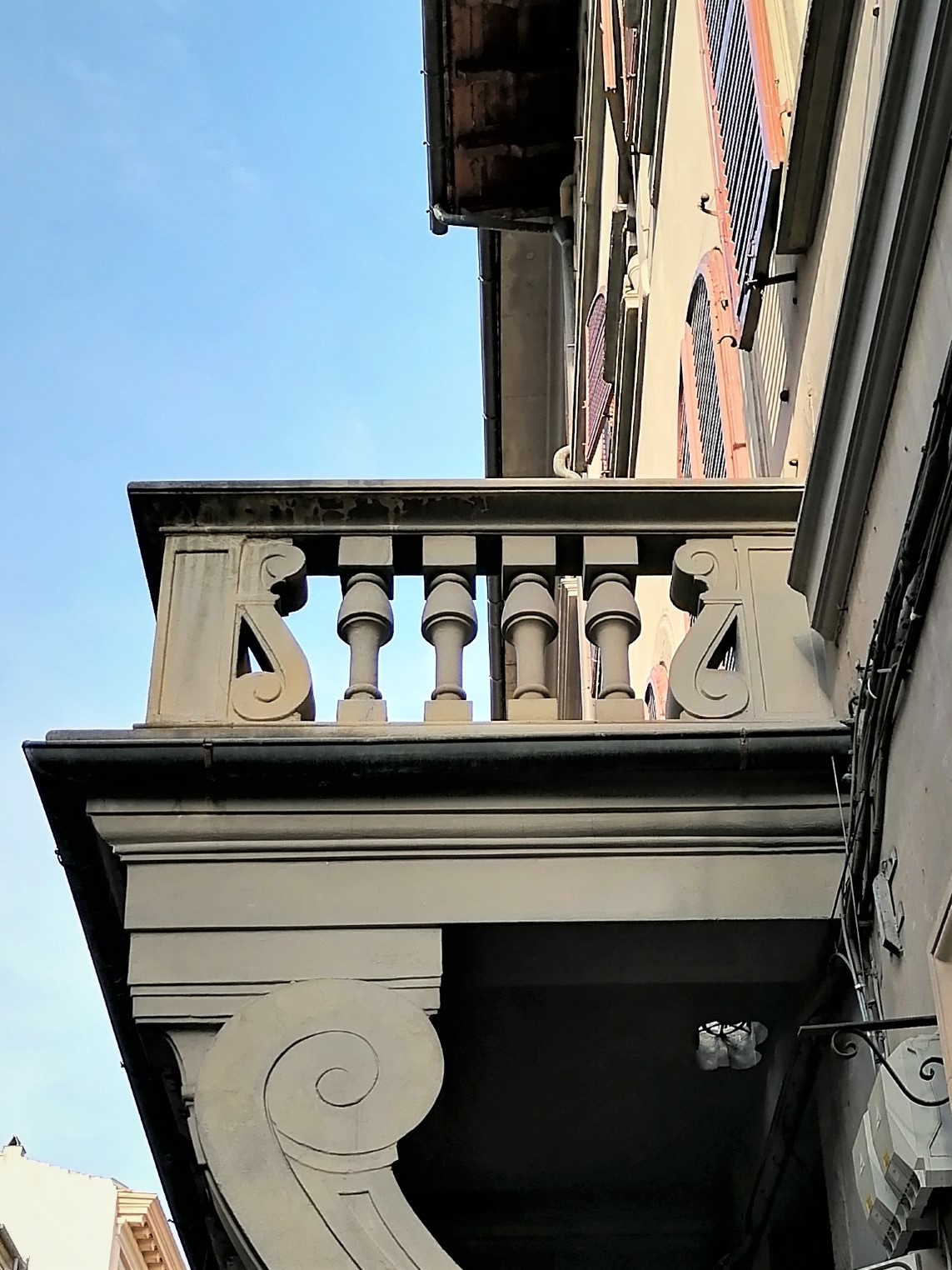 Balkon na odwrót, ciekawostki Florencji